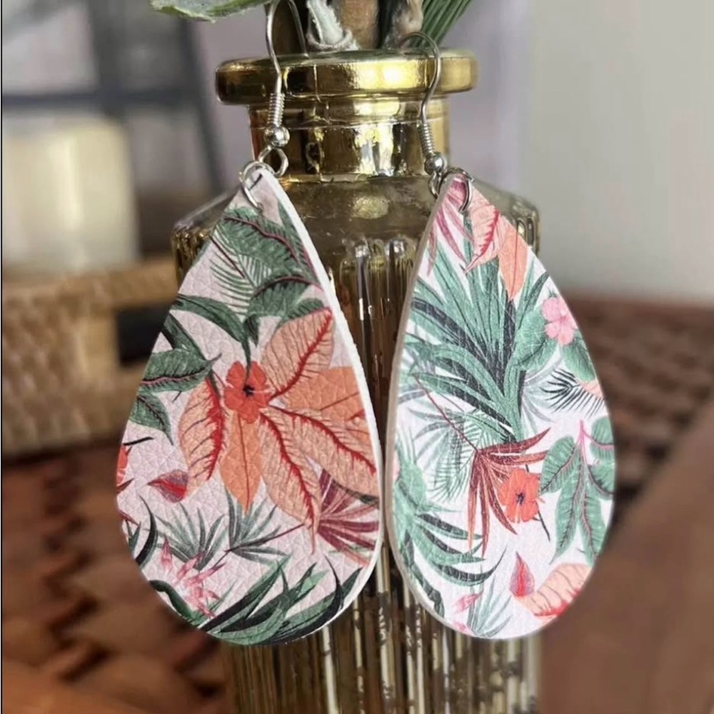 Faux Leather Pink Tropical Floral Teardrop Dangle Earrings New